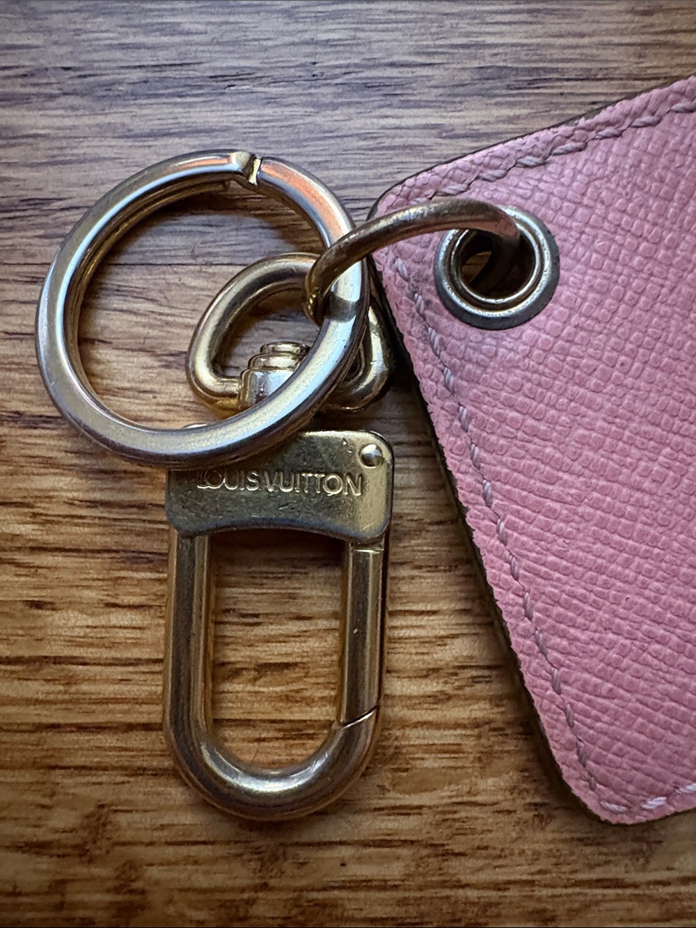 Louis Vuitton Black Monogram Painted Leather Keychain Tag - - Picture 4 of 4